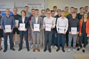 1714458196 miedz mature kghm