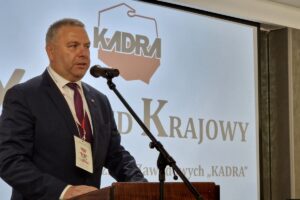 1716270400 kadratrzcionka