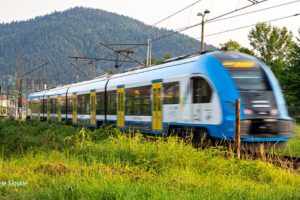 1718613063 turystyka kolejowa