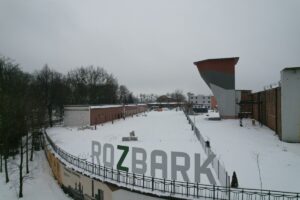 1738827810 lazniarozbark2