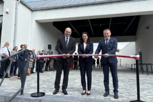 1757921468 straznica