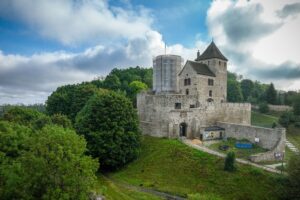 1758095377 zamekbedzin