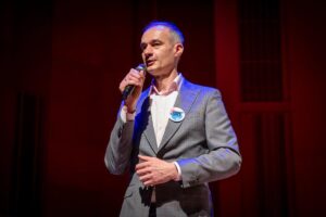 1763112168 gramatykama