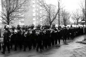 1764946898 orkiestra