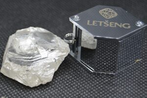 1724926275 press release diamond