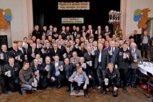 Bobrowniki karczma 2011 arc