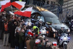 Karawan warszawa pogrzeb PAP