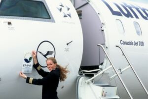 Lufthansa plane