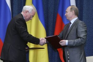 Putin azarov 29 04 10