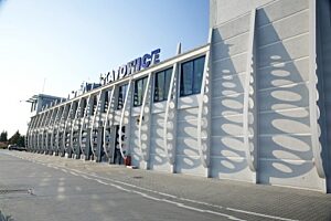 Pyrzowice lotnisko katowice airport com