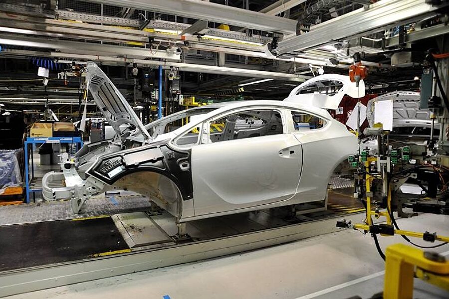 1335441006 fabryka opel gliwice gm company