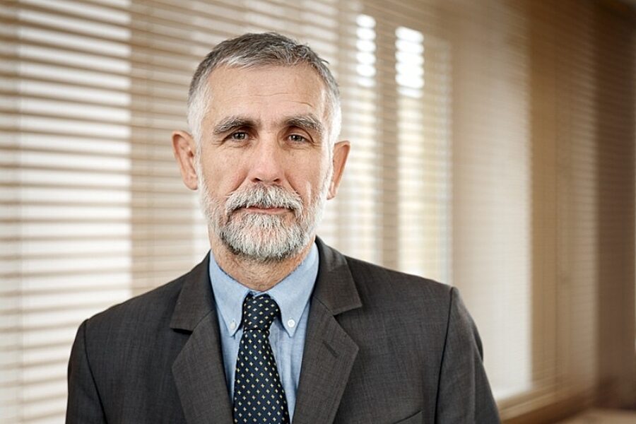 1423819142 grabowski maciej 01 mos