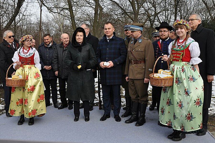 1521573040 podpis umowa pomnik korfanty swietochlowice