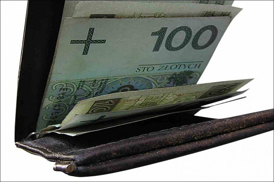 1522995489 portfel 01