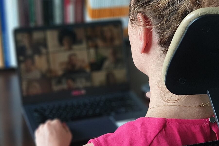 1592813942 komputerpracownik