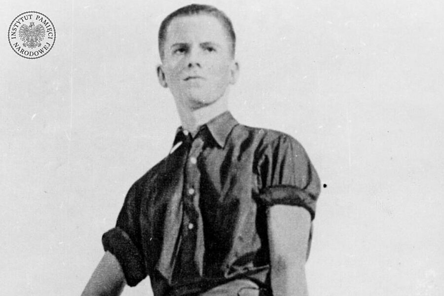 1724170019 korpustrzy