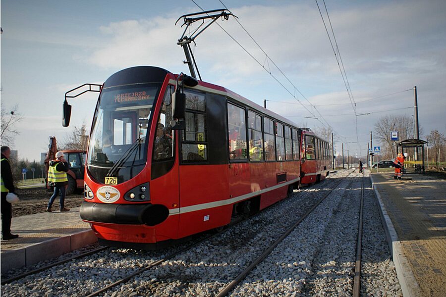 1670327283 tramwaj ts